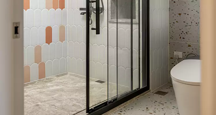 Sliding Shower Door Repair in Bellview, FL
